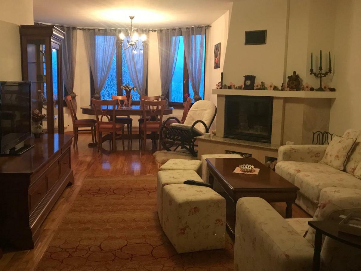 Trovanti Apartment Feleacu Экстерьер фото